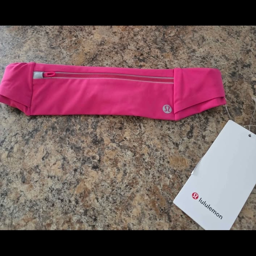 NEW Lululemon Pink Fast and Free Run Belt Sz XS/S